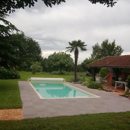 Holiday home Les Houradets